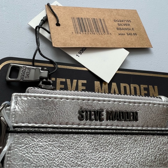 🌸NWT STEVE MADDEN Card Case Wallet w. Zipper Compartment - Picture 2 of 3